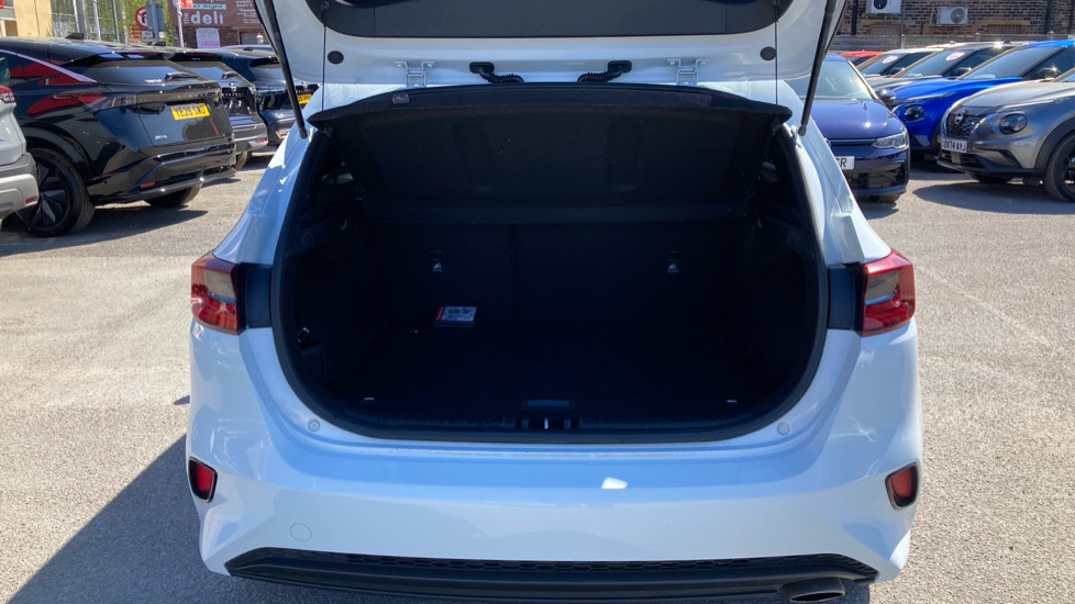 Kia Ceed 1.0T GDi ISG 2 5dr Petrol Hatchback - Image 4
