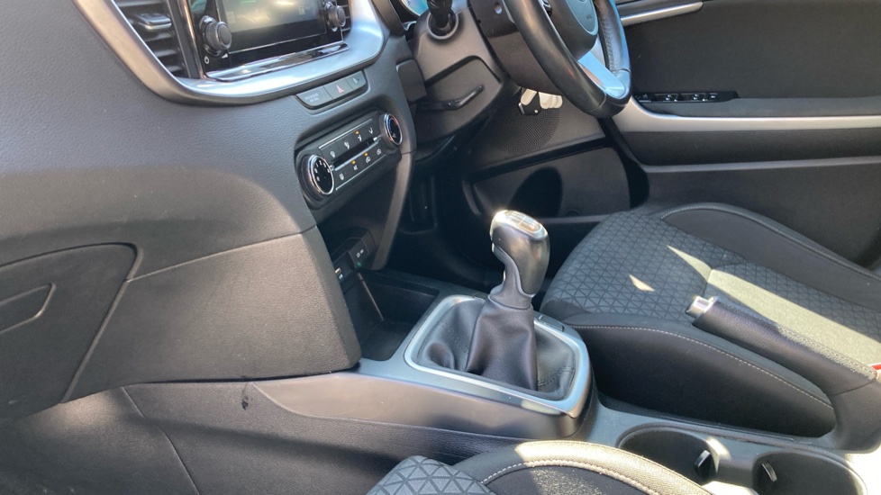 Kia Ceed 1.0T GDi ISG 2 5dr Petrol Hatchback - Image 13
