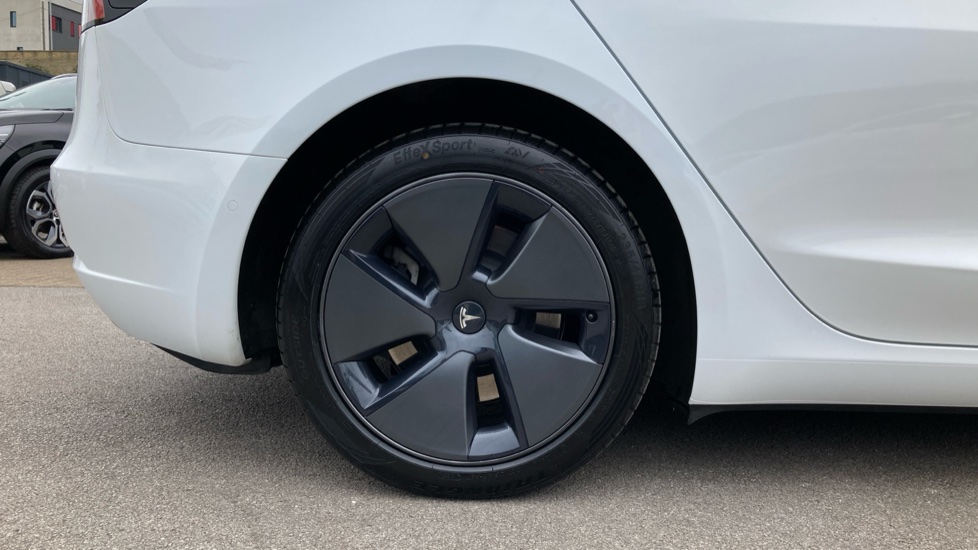 Tesla Model 3 Long Range AWD 4dr Auto Electric Saloon - Image 7