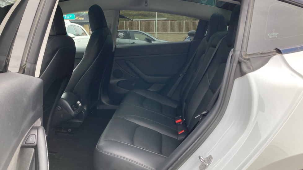 Tesla Model 3 Long Range AWD 4dr Auto Electric Saloon - Image 16