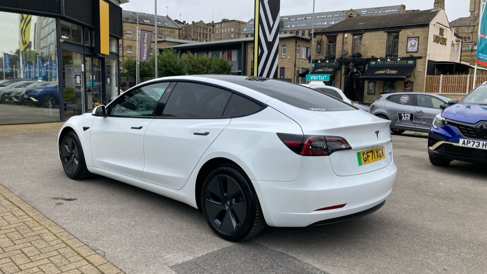 Tesla Model 3 Long Range AWD 4dr Auto Electric Saloon - Image 17
