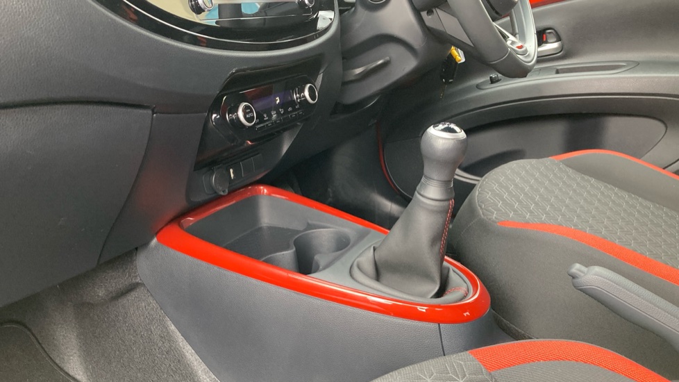 Toyota Aygo X 1.0 VVT-i Edge 5dr Petrol Hatchback - Image 13