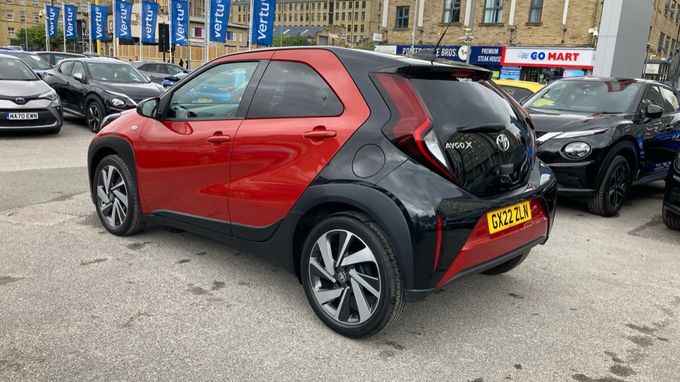 Toyota Aygo X 1.0 VVT-i Edge 5dr Petrol Hatchback - Image 17