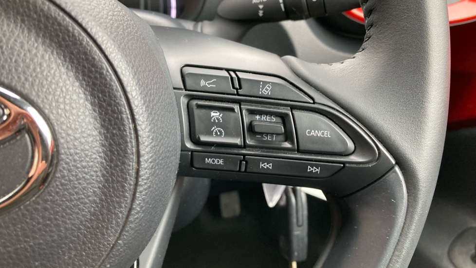 Toyota Aygo X 1.0 VVT-i Edge 5dr Petrol Hatchback - Image 26
