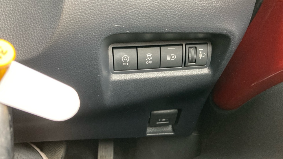 Toyota Aygo X 1.0 VVT-i Edge 5dr Petrol Hatchback - Image 28