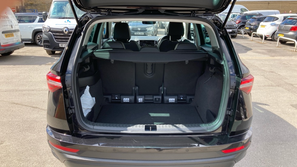 Skoda Karoq 1.5 TSI SE L 5dr Petrol Estate - Image 4