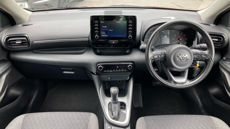 Toyota Yaris 1.5 Hybrid Icon 5dr CVT Hybrid Hatchback - Image 10