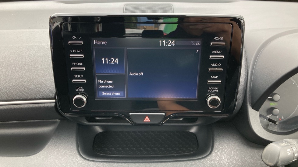 Toyota Yaris 1.5 Hybrid Icon 5dr CVT Hybrid Hatchback - Image 12