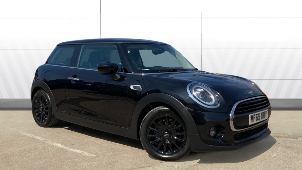 MINI Hatchback 1.5 One Classic II 3dr Petrol Hatchback - Image 1