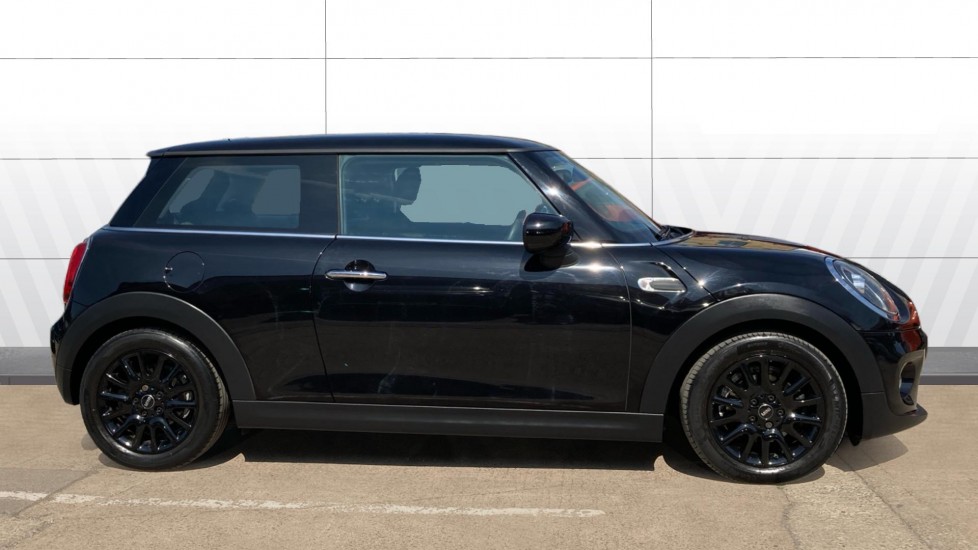 MINI Hatchback 1.5 One Classic II 3dr Petrol Hatchback - Image 5