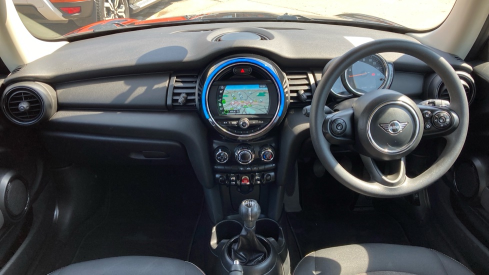 MINI Hatchback 1.5 One Classic II 3dr Petrol Hatchback - Image 10
