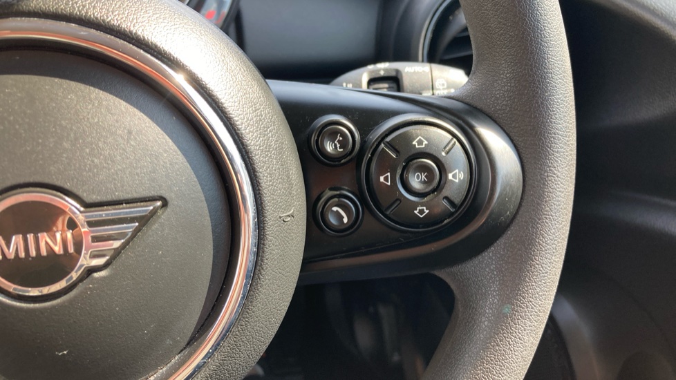 MINI Hatchback 1.5 One Classic II 3dr Petrol Hatchback - Image 26