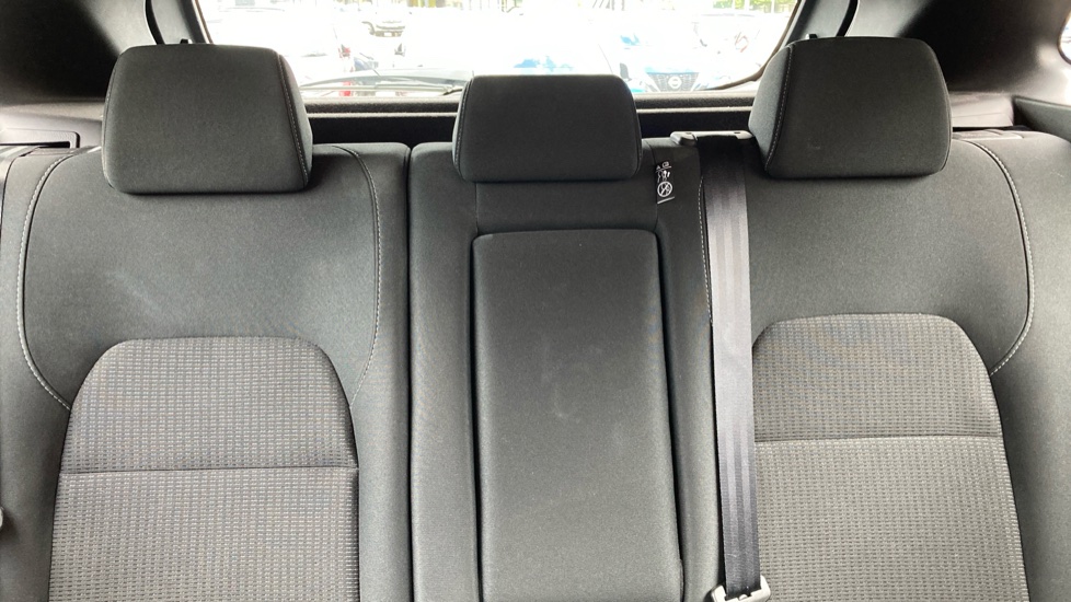 Nissan Qashqai 1.3 DiG-T MH 158 Acenta Premium 5dr Xtronic Petrol Hatchback - Image 15