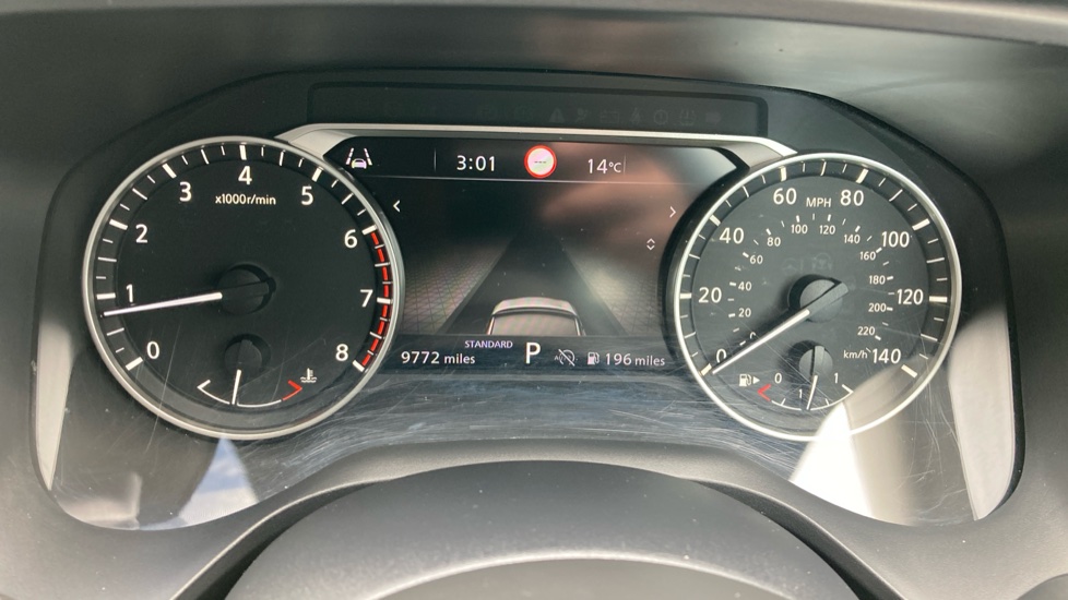 Nissan Qashqai 1.3 DiG-T MH 158 Acenta Premium 5dr Xtronic Petrol Hatchback - Image 18