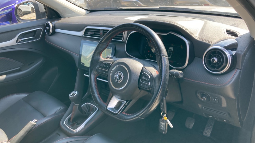 MG ZS 1.5 VTi-TECH Exclusive 5dr Petrol Hatchback - Image 11