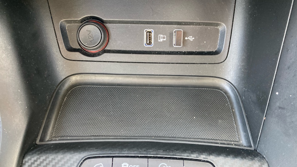 MG ZS 1.5 VTi-TECH Exclusive 5dr Petrol Hatchback - Image 23