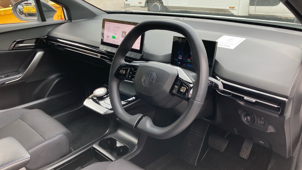 MG MG4 125kW SE EV 51kWh 5dr Auto Electric Hatchback - Image 11