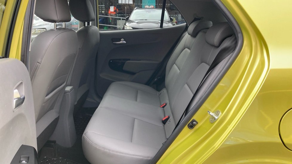 Kia Picanto 1.0 Zest 5dr [4 seats] Petrol Hatchback - Image 16