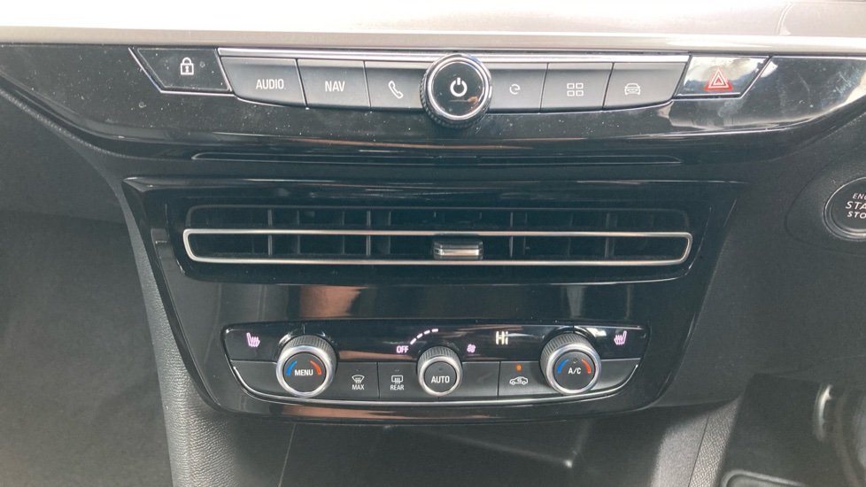 Vauxhall Crossland 1.2 Elite Nav 5dr Petrol Hatchback - Image 22
