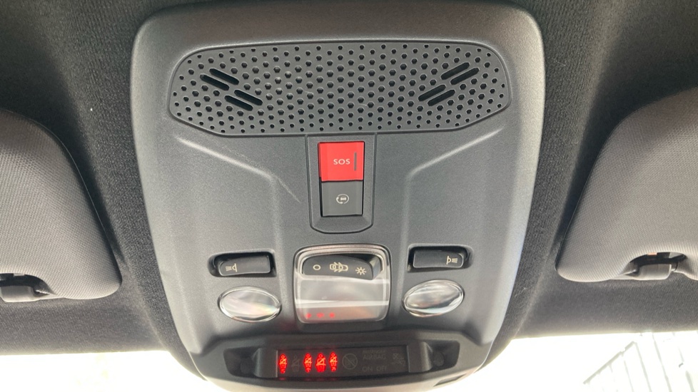 Vauxhall Crossland 1.2 Elite Nav 5dr Petrol Hatchback - Image 28
