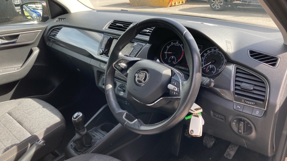 Skoda Fabia 1.0 TSI SE Drive 5dr Petrol Hatchback - Image 11