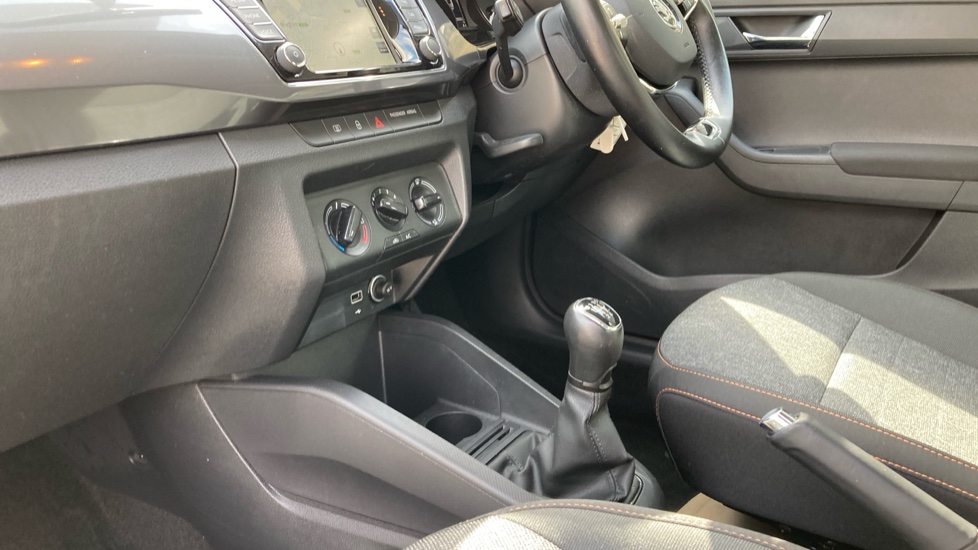 Skoda Fabia 1.0 TSI SE Drive 5dr Petrol Hatchback - Image 13
