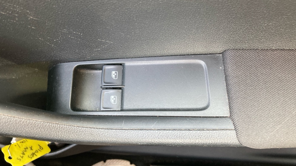 Skoda Fabia 1.0 TSI SE Drive 5dr Petrol Hatchback - Image 27