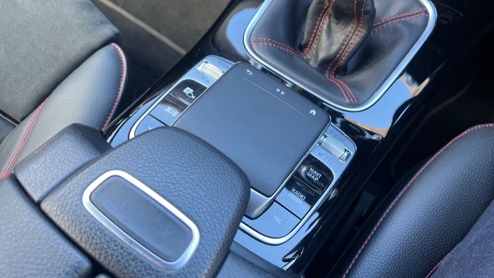 Mercedes-Benz A-Class A180 AMG Line Executive 5dr Petrol Hatchback - Image 21