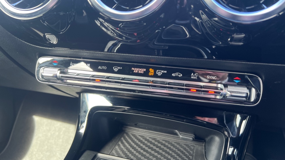 Mercedes-Benz A-Class A180 AMG Line Executive 5dr Petrol Hatchback - Image 23
