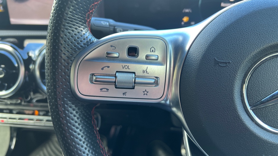 Mercedes-Benz A-Class A180 AMG Line Executive 5dr Petrol Hatchback - Image 27