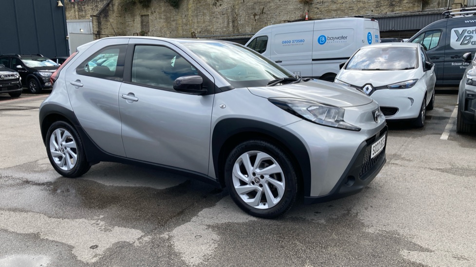 Toyota Aygo X 1.0 VVT-i Pure 5dr Petrol Hatchback - Image 8