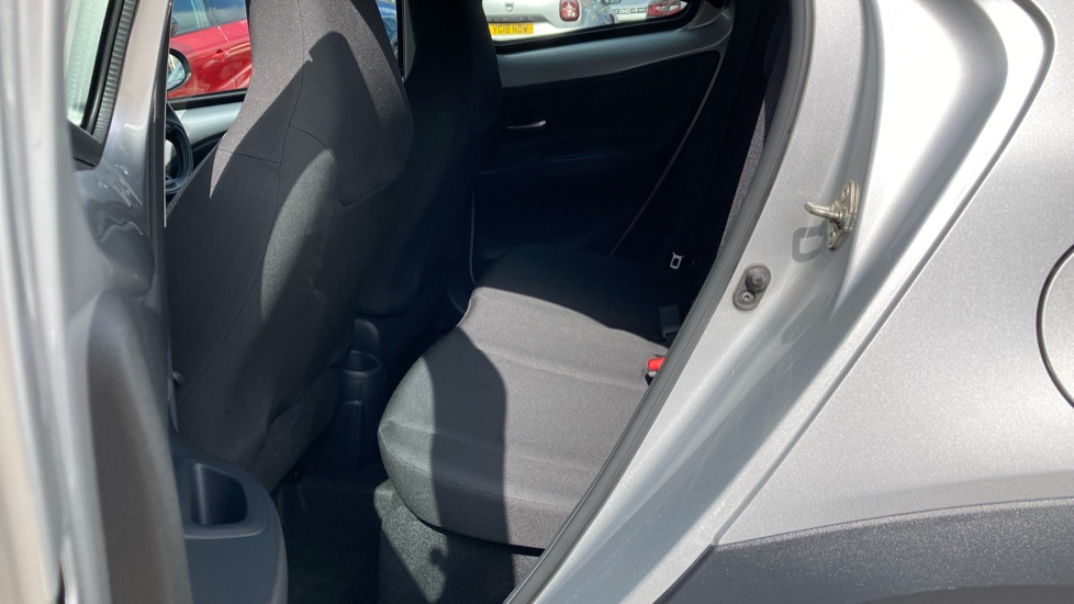 Toyota Aygo X 1.0 VVT-i Pure 5dr Petrol Hatchback - Image 16