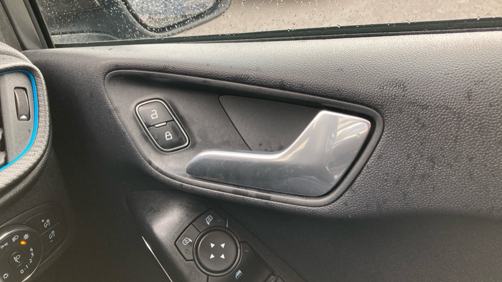 Ford Fiesta 1.0 EcoBoost Hbd mHEV 125 Active Vignale 5dr Auto Petrol Hatchback - Image 28