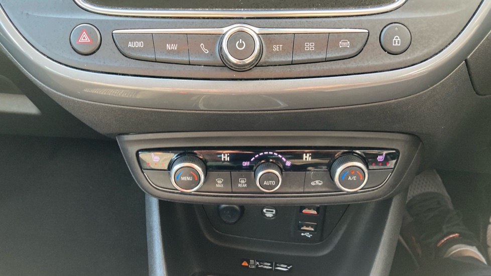 Vauxhall Crossland 1.2 Elite Nav 5dr Petrol Hatchback - Image 22