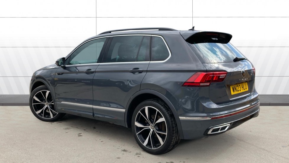 Volkswagen Tiguan 2.0 TDI R-Line 5dr DSG Diesel Estate - Image 2