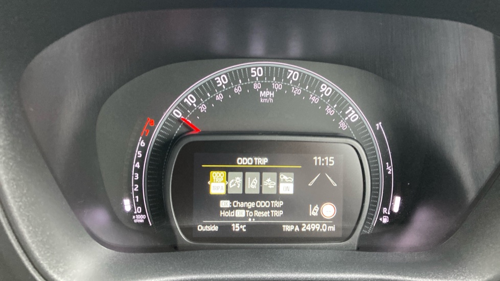 Toyota Aygo X 1.0 VVT-i Edge 5dr Petrol Hatchback - Image 18