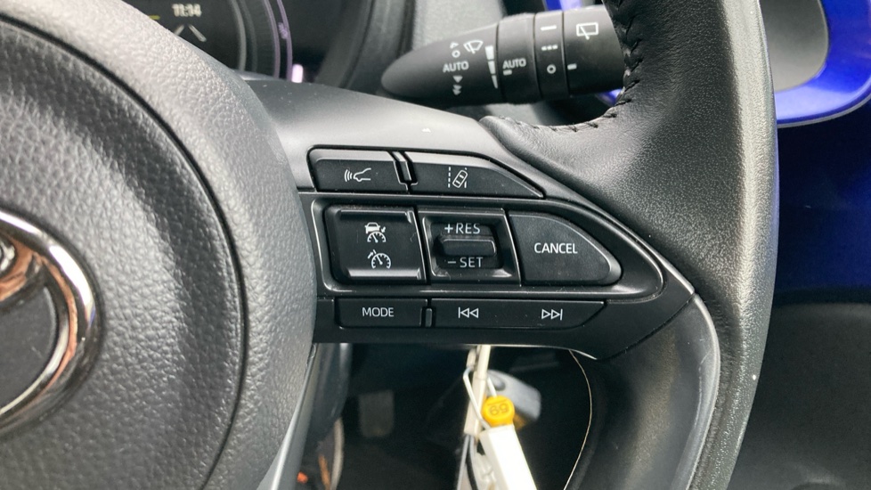 Toyota Aygo X 1.0 VVT-i Edge 5dr Petrol Hatchback - Image 25
