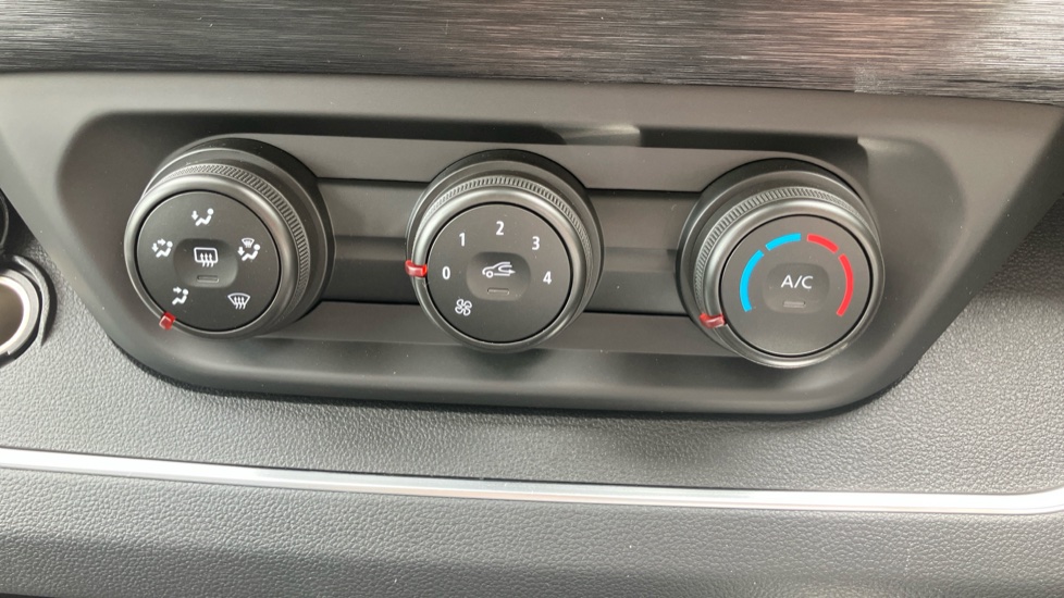 Renault Trafic Lwb Diesel LL30 Blue dCi 150 Extra [Safety] Van EAG9 - Image 27