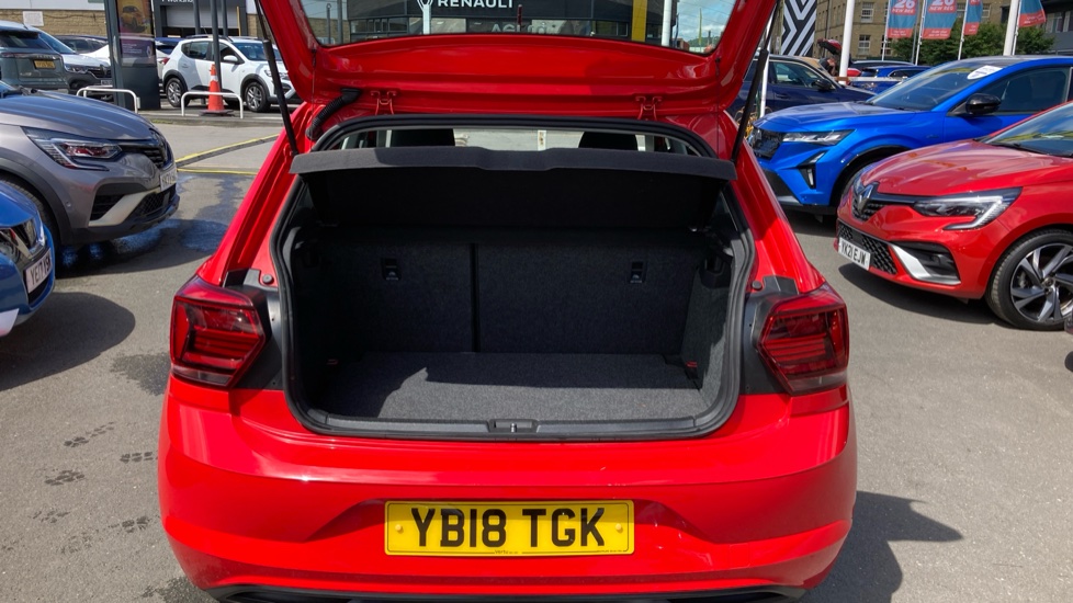 Volkswagen Polo 1.0 SE 5dr Petrol Hatchback - Image 4
