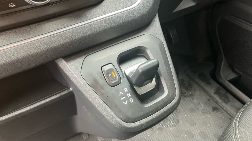 Renault Trafic Lwb Diesel LL30 Blue dCi 170 ExtraSport[Safety] CrewVan EAG9 - Image 13