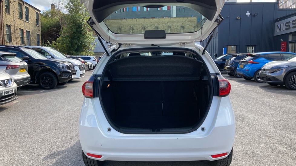 Honda Jazz 1.5 i-MMD Hybrid SE 5dr eCVT Hybrid Hatchback - Image 4