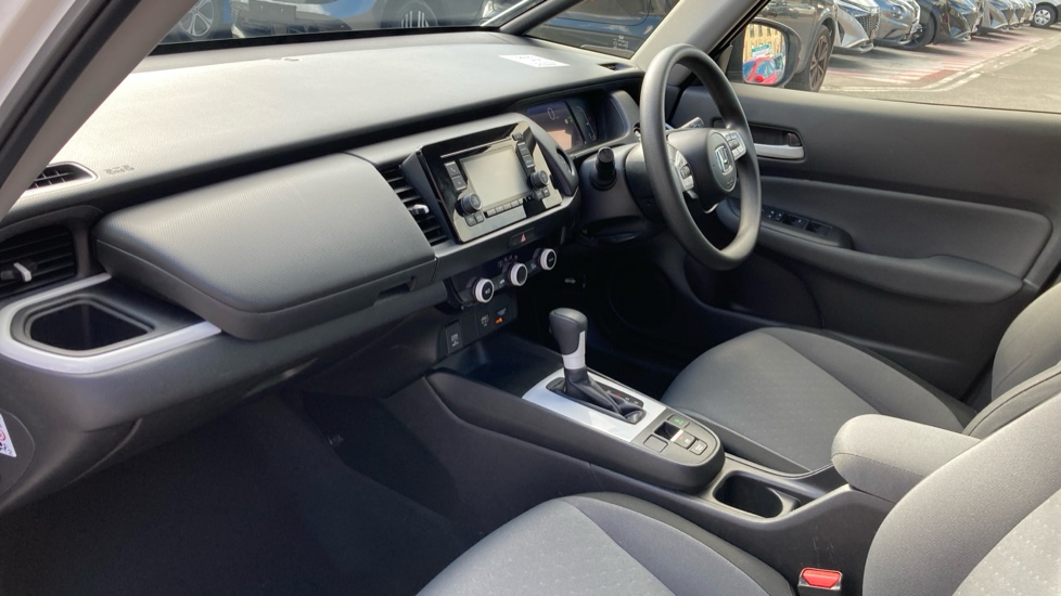 Honda Jazz 1.5 i-MMD Hybrid SE 5dr eCVT Hybrid Hatchback - Image 9