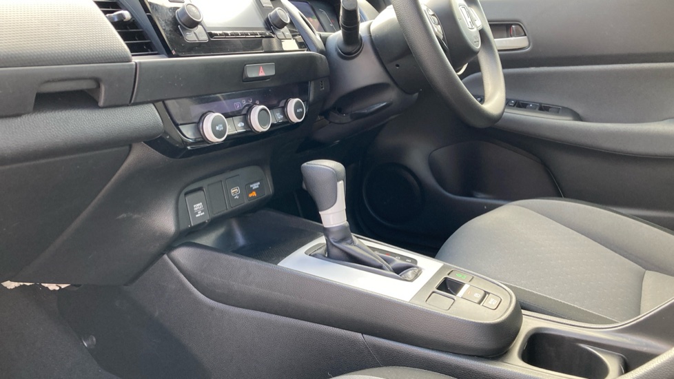 Honda Jazz 1.5 i-MMD Hybrid SE 5dr eCVT Hybrid Hatchback - Image 13