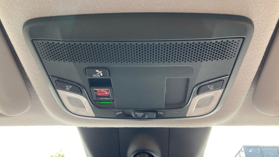 Honda Jazz 1.5 i-MMD Hybrid SE 5dr eCVT Hybrid Hatchback - Image 28