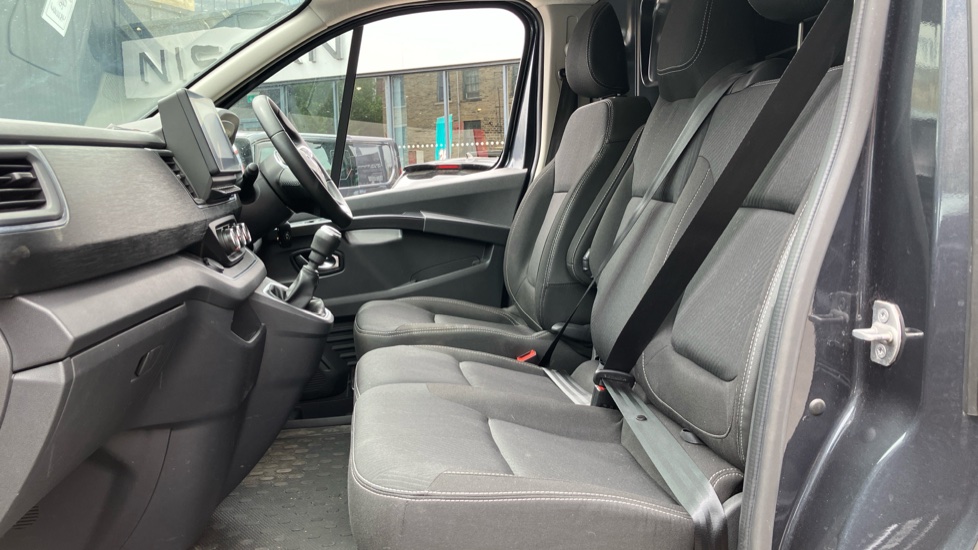 Renault Trafic Swb Diesel SL28 Blue dCi 130 Sport Van - Image 16