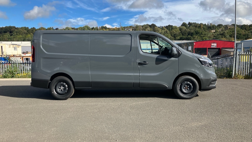 Renault Trafic Lwb Diesel LL30 Blue dCi 130 Advance [Safety] Van - Image 9