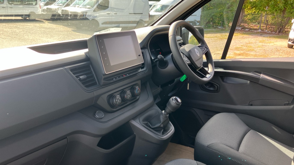 Renault Trafic Lwb Diesel LL30 Blue dCi 130 Advance [Safety] Van - Image 13