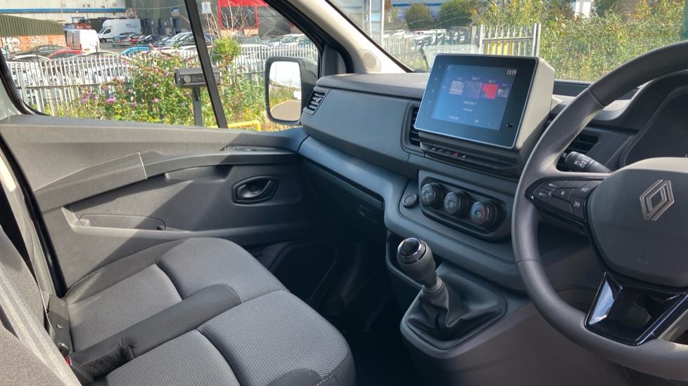Renault Trafic Lwb Diesel LL30 Blue dCi 130 Advance [Safety] Van - Image 18
