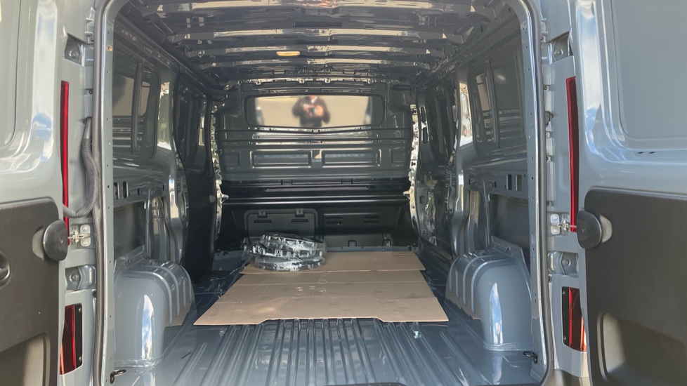 Renault Trafic Lwb Diesel LL30 Blue dCi 130 Advance [Safety] Van - Image 4