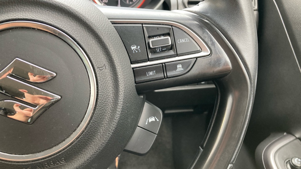 Suzuki Swift 1.2 Dualjet 83 12V Hybrid SZ5 ALLGRIP 5dr Petrol Hatchback - Image 24